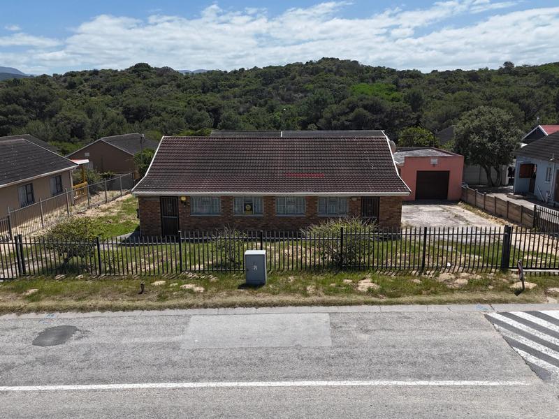 3 Bedroom Property for Sale in Kleinkrantz Western Cape